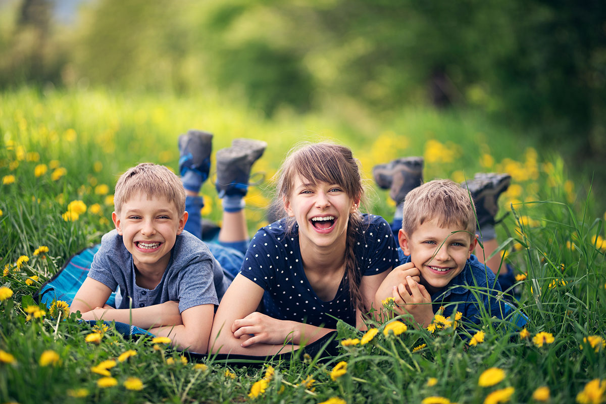 The Quick Guide to Family Portraits and Photo Poses