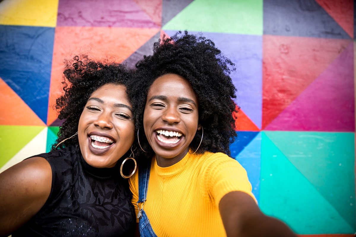 two best friends teenage girls together having fun, posing emotional on  white background, besties happy smiling, making selfie, lifestyle people  conce Stock Photo - Alamy