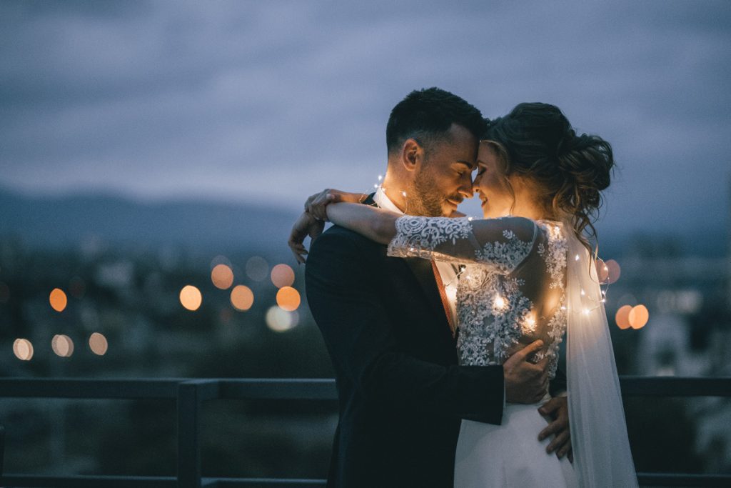 Boda con poca luz